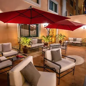 4* Отель River Chateau
